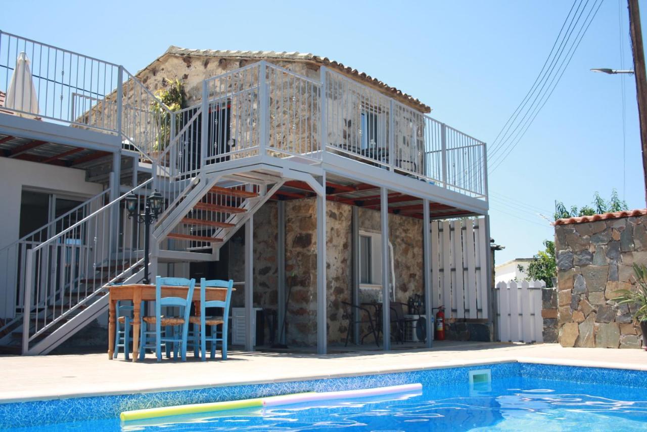 Holiday Apartments,Polynikis Sea-Cret, Pachyammos エクステリア 写真