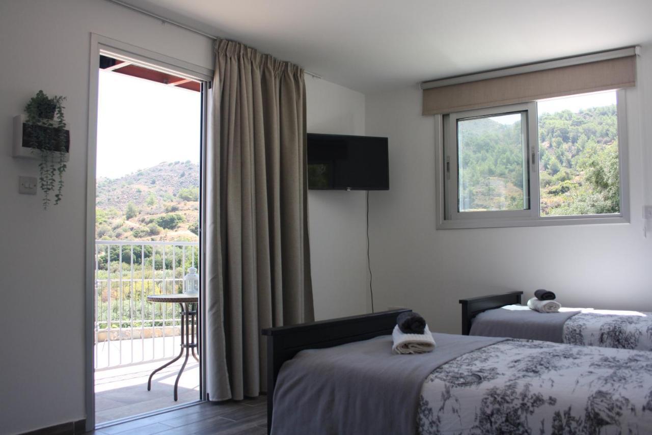 Holiday Apartments,Polynikis Sea-Cret, Pachyammos エクステリア 写真