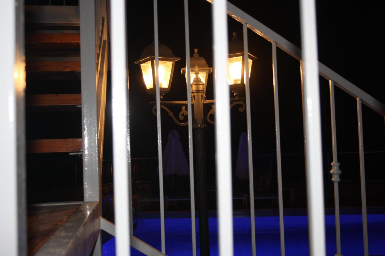 Holiday Apartments,Polynikis Sea-Cret, Pachyammos エクステリア 写真