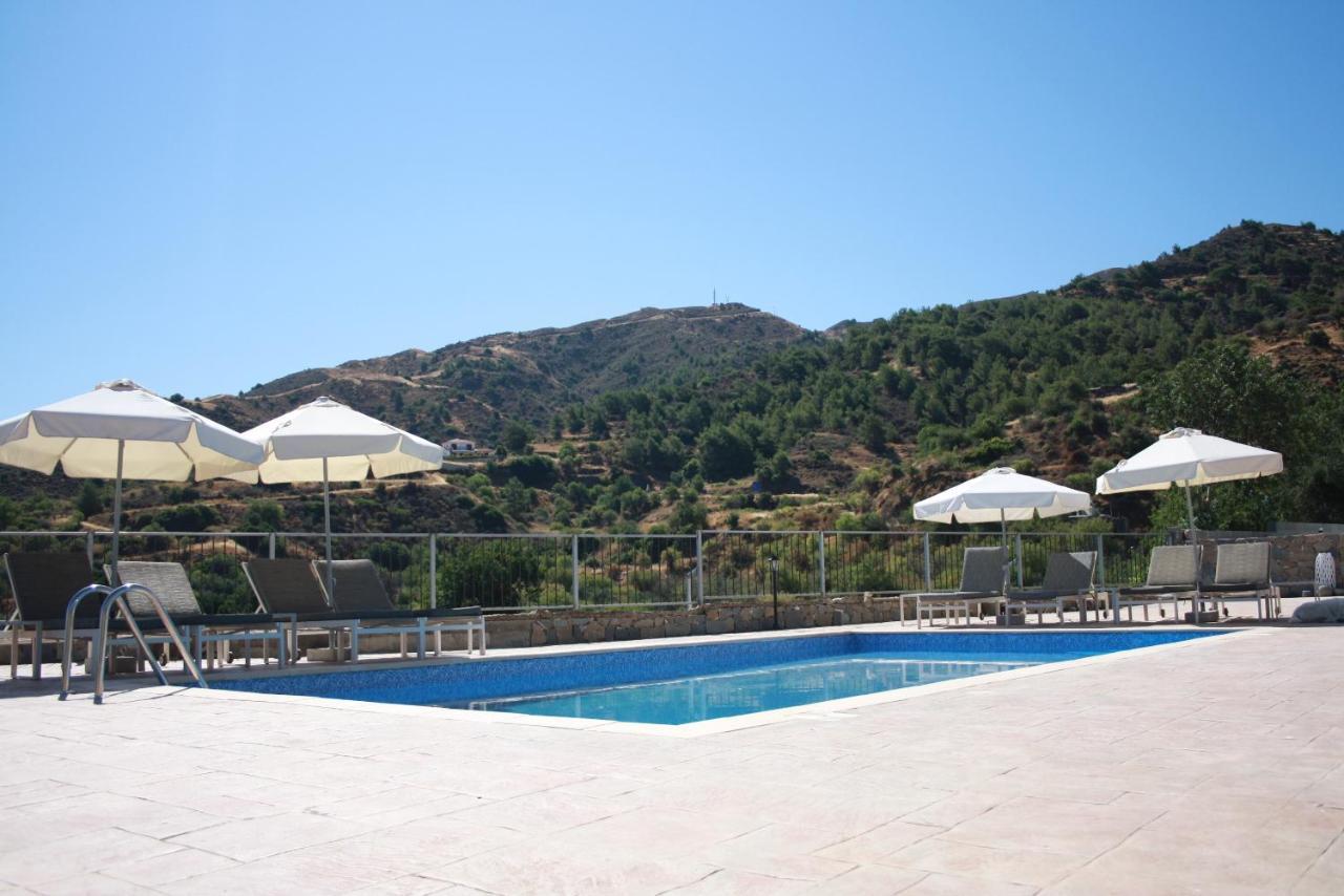 Holiday Apartments,Polynikis Sea-Cret, Pachyammos エクステリア 写真