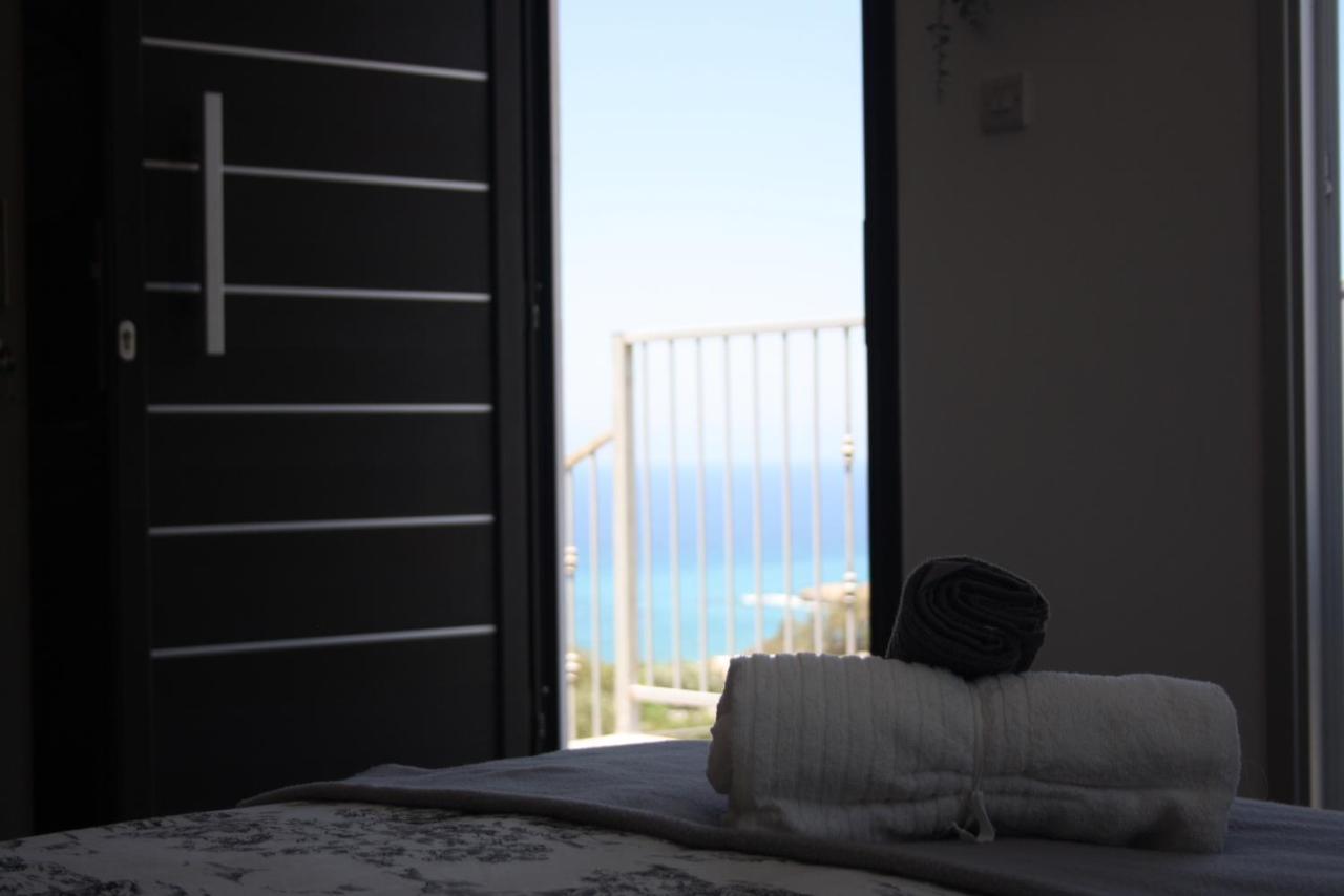 Holiday Apartments,Polynikis Sea-Cret, Pachyammos エクステリア 写真